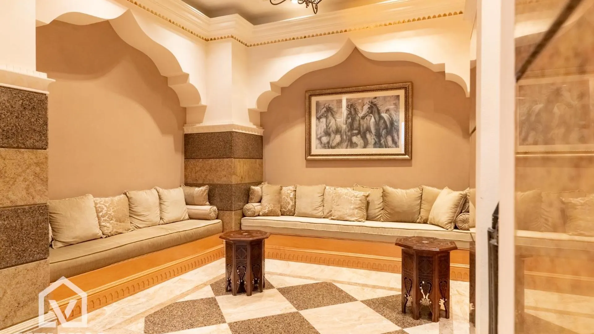 Veluxa -Heritage 3 Bed Burj View Dubai 0*,