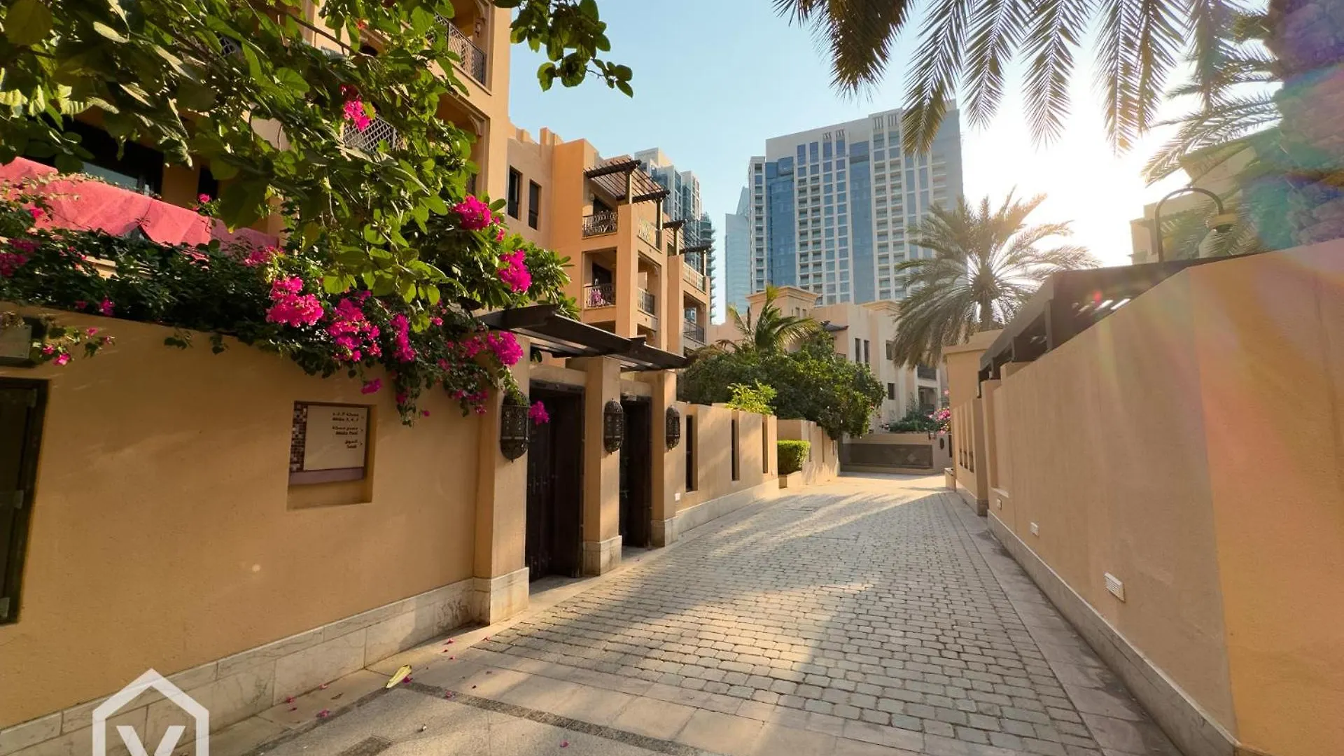 Veluxa -Heritage 3 Bed Burj View Dubai 0*,