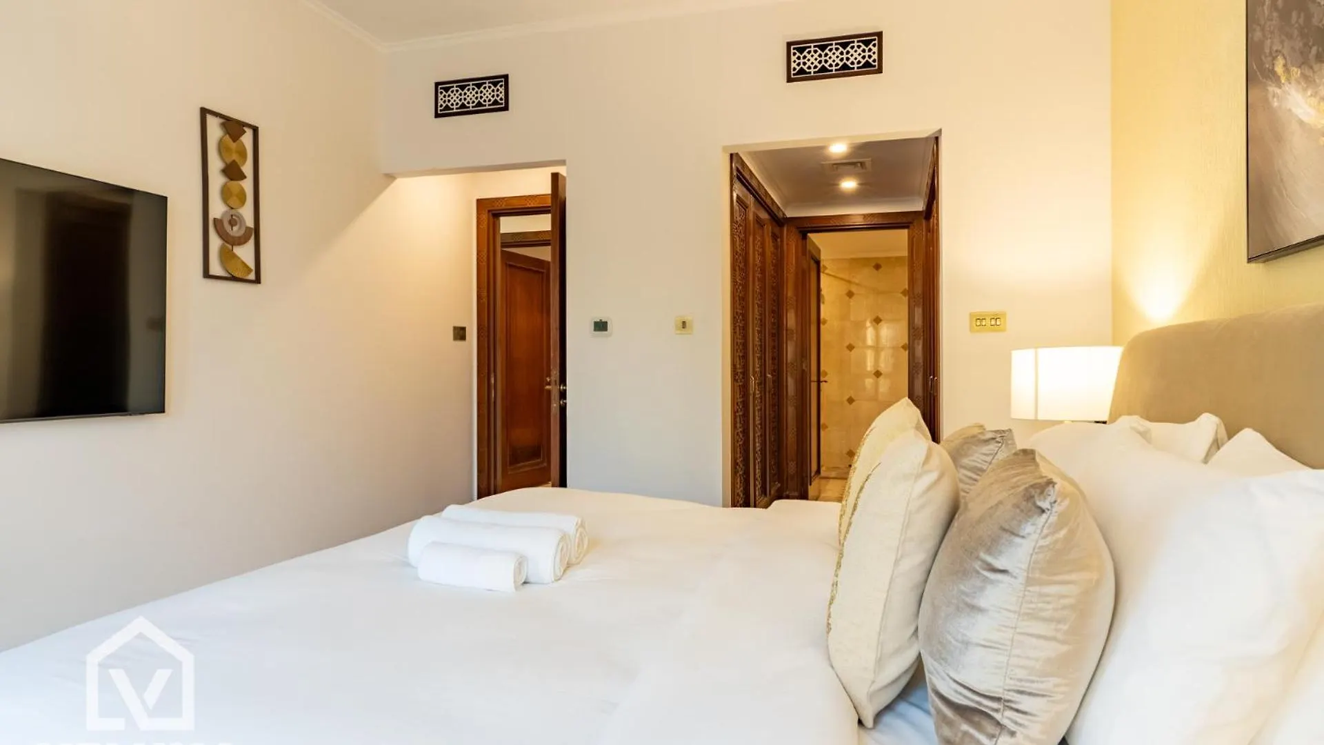 Veluxa -Heritage 3 Bed Burj View Dubai