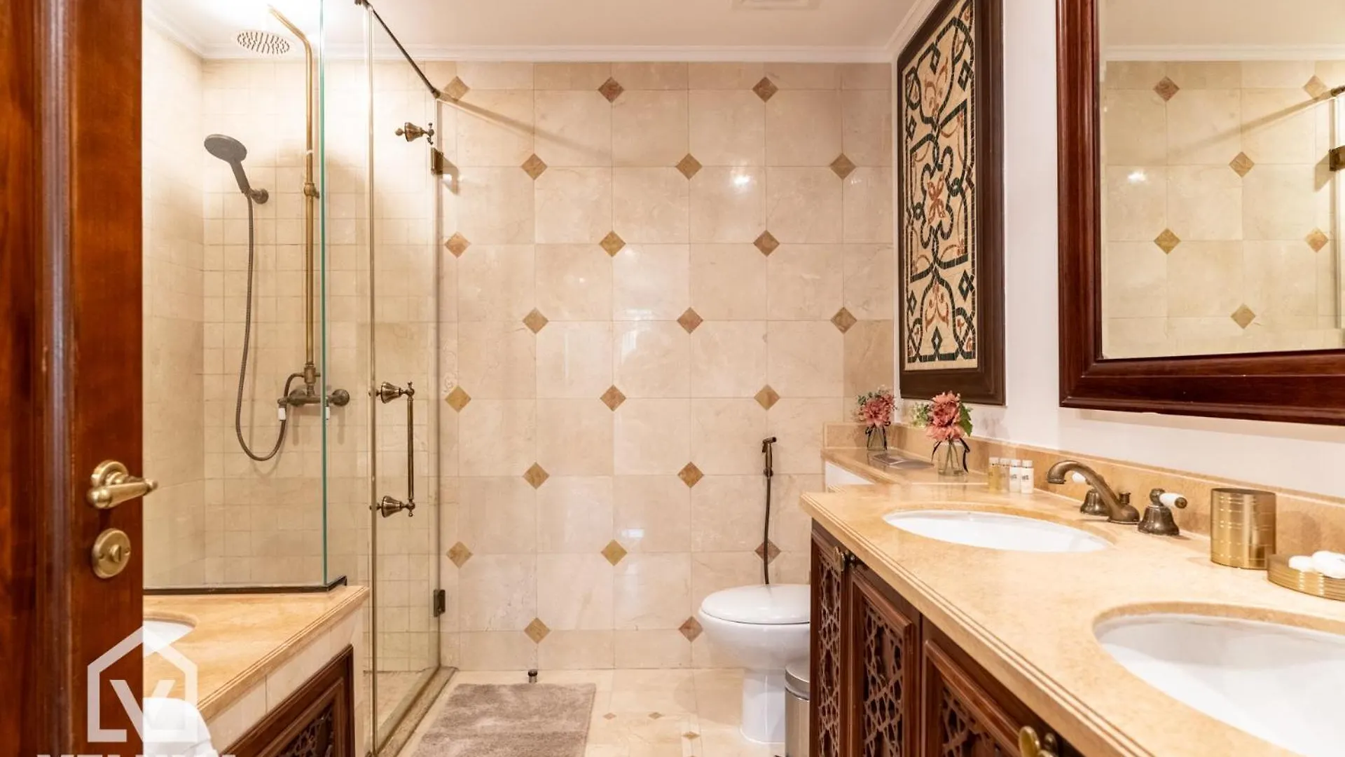 Veluxa -Heritage 3 Bed Burj View Dubaj